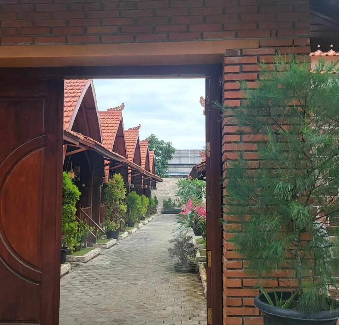 *** Pensión Uli Wood Villa, Jimbaran Bali - Near Gwk Indonesia